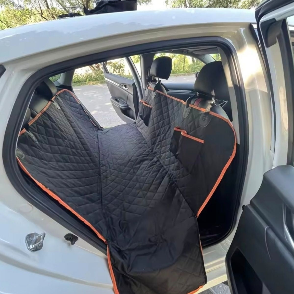Couverture de voiture pour chien – protection et confort